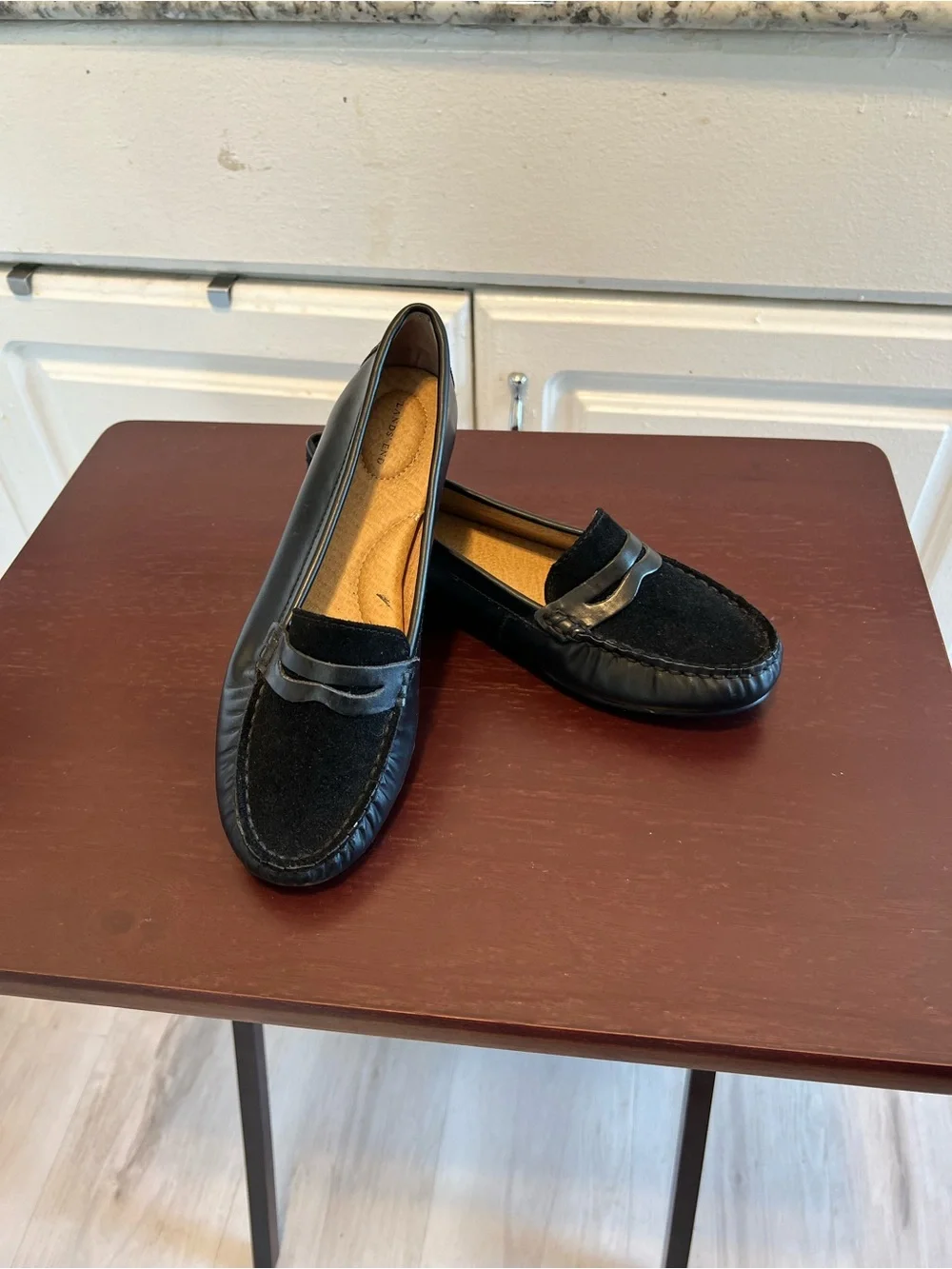 Lands' End Black Loafers Flat Slip-On Size 6.5